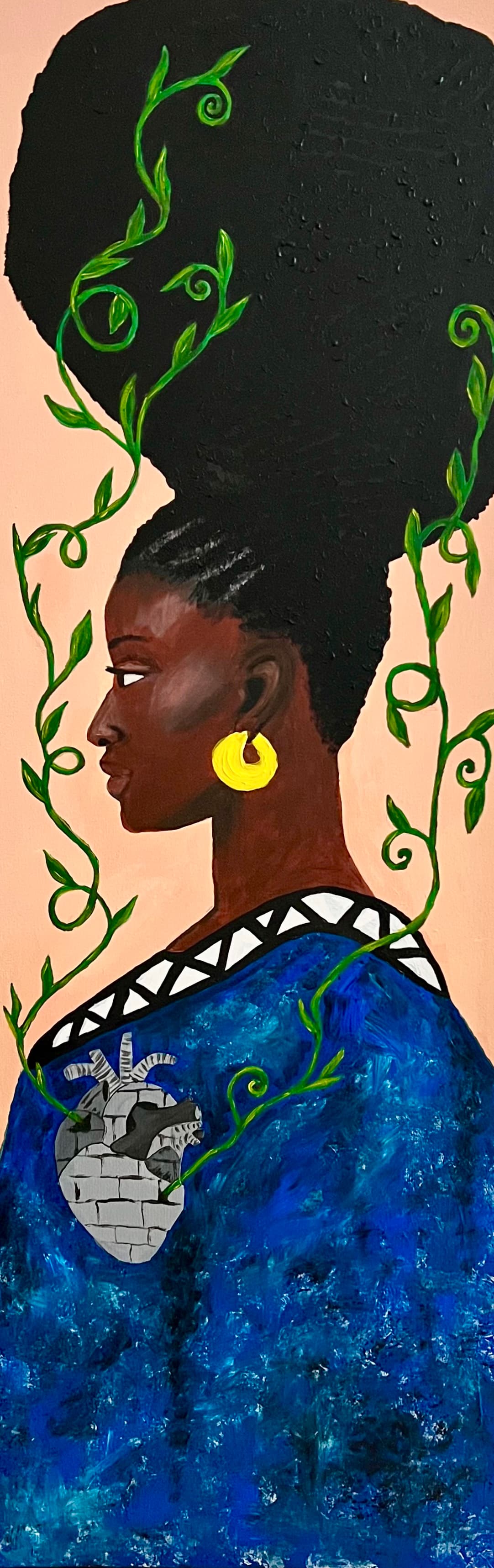 Femme et cœur en pierre